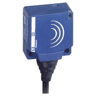 XS7E1A1DAL2 - Inductive proximity switch 10mm XS7E1A1DAL2
