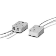 Connection element and lamp holder GX5.3 100877