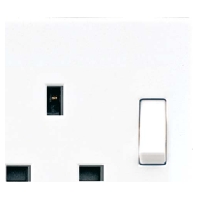 Abschaltbare Steckdose ws 13A 250V 2-pol.u.E LS 3171