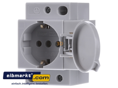Front view Hager SN017 Socket outlet for distribution board
