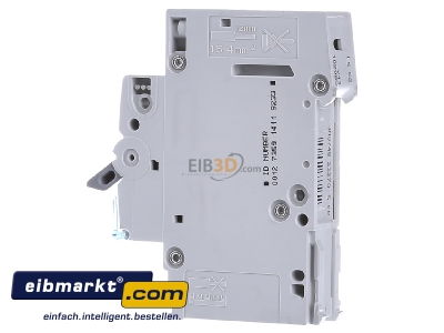 View on the right Hager MBS120 Miniature circuit breaker 1-p B20A 
