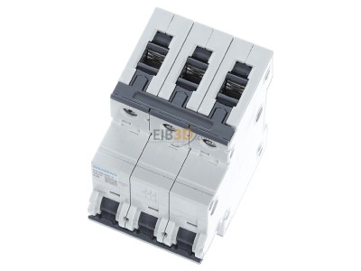 View up front Siemens 5SY6306-7 Miniature circuit breaker 3-p C6A 
