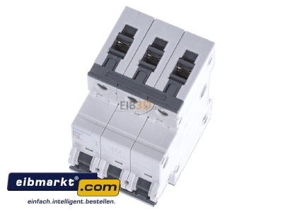 View up front Siemens Indus.Sector 5SY6316-7 Miniature circuit breaker 3-p C16A
