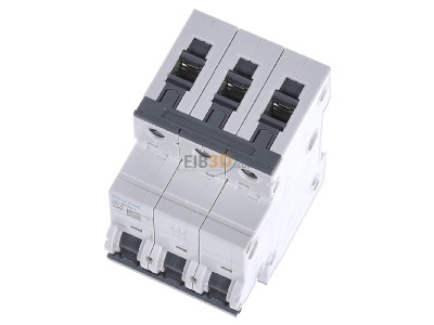 View up front Siemens 5SY6325-7 Miniature circuit breaker 3-p C25A 
