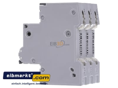 View on the right Siemens Indus.Sector 5SY6332-7 Miniature circuit breaker 3-p C32A
