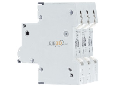 View on the right Siemens 5SY4306-8 Miniature circuit breaker 3-p D6A 
