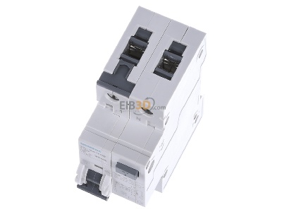 View up front Siemens 5SU1654-7KK32 Earth leakage circuit breaker C32/0,3A 
