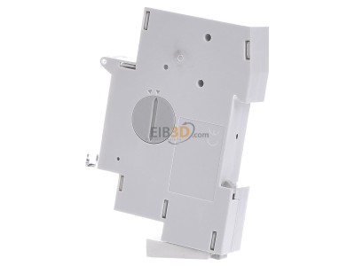 View on the right Schneider Electric 15336 Analogue time switch 230VAC 
