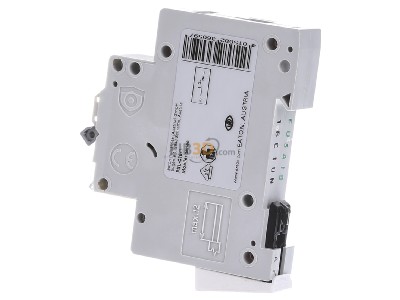 View on the right Eaton PXL-C16/1 Miniature circuit breaker 1-p C16A 
