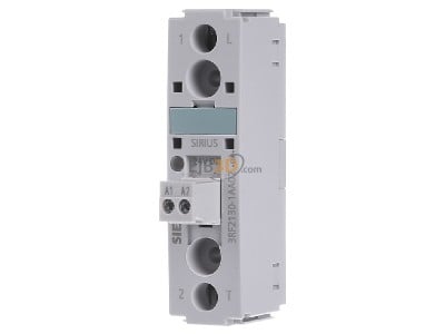 Front view Siemens 3RF2130-1AA02 Solid state relay 30A 1-pole 
