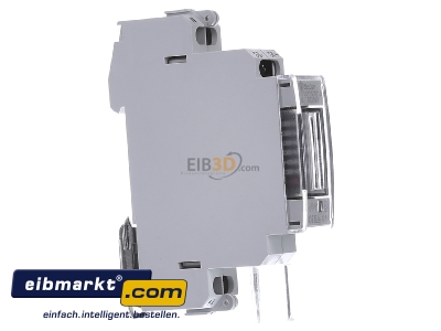 View on the left Finder 7E.13.8.230.0010 Direct kilowatt-hour meter 5A
