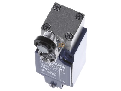 View up front Schneider Electric XCKJ10511H29 Roller lever switch IP66 
