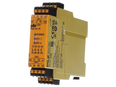 Front view Pilz PZE X4.1P C #787588 Safety relay 24...240V AC/DC PZE X4.1P C 787588
