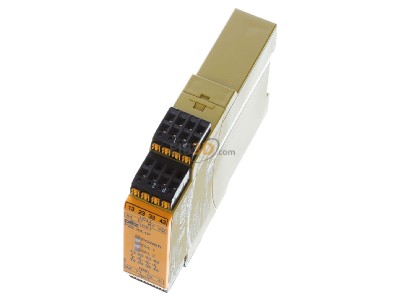 View up front Pilz PZE X4.1P C #787588 Safety relay 24...240V AC/DC PZE X4.1P C 787588
