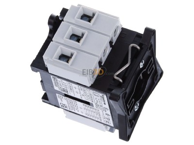 View top left Schneider Electric V0 Safety switch 3-p 
