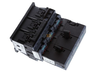View top left Siemens 3RA2423-8XF32-1AL2 Star-delta combination 11kW 230VAC 0VDC 
