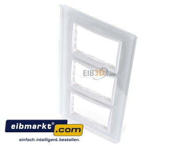 View up front Berker 10136909 Frame 3-gang white - 
