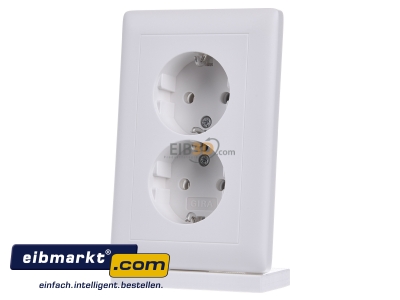 Front view Gira 078204 Socket outlet protective contact white
