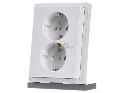 Front view Gira 0780112 Socket outlet (receptacle) 
