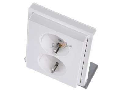 View up front Gira 0780112 Socket outlet (receptacle) 

