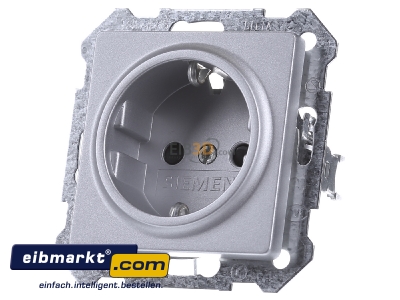 Front view Siemens Indus.Sector 5UB1934 Socket outlet protective contact
