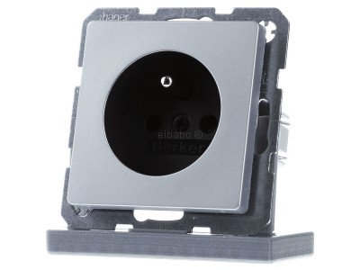 Front view Berker 6768766084 Socket outlet (receptacle) earthing pin 
