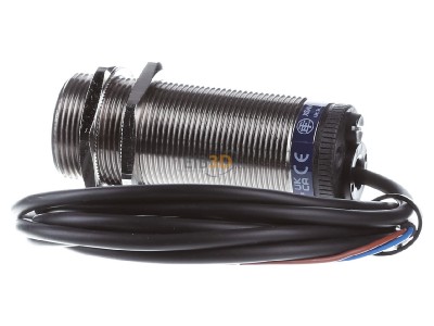 View on the right Telemechanique Sensors XSAV11801 Inductive proximity switch 10mm 
