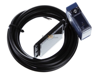 View top left STHU XUK1ARCNL2H61 Retroreflective photoelectric sensor
