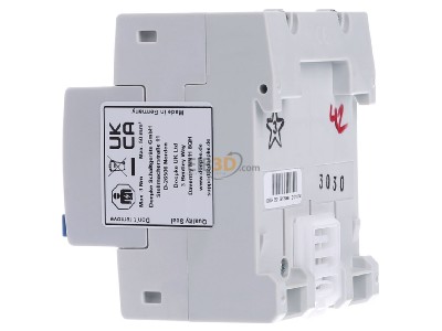 View on the right Doepke DFS4 125-4/0,30-B SK Residual current breaker 4-p 
