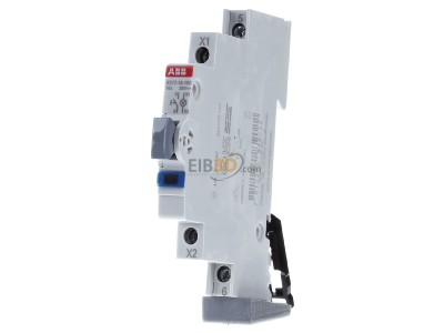 Frontansicht ABB E217-16-10G Leuchttaster blau 