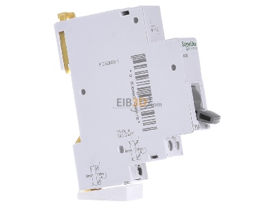 View on the left Schneider Electric A9E18070 3-way switch (alternating switch) 
