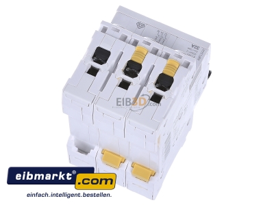 Top rear view Schneider Electric A9F03332 Miniature circuit breaker 3-p B32A - 
