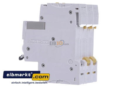 View on the right Schneider Electric A9F04332 Miniature circuit breaker 3-p C32A
