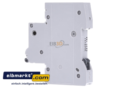 View on the right Siemens Indus.Sector 5SL4132-7 Miniature circuit breaker 1-p C32A 

