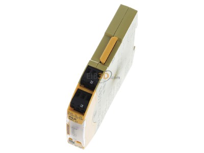 View up front Pilz PNOZ s3 #750103 Safety relay DC 
