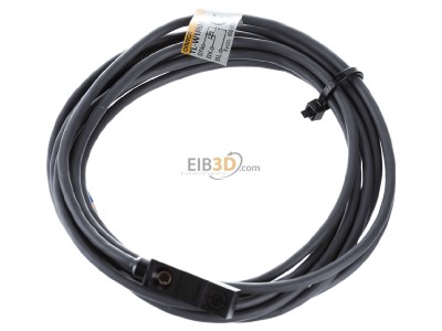 View up front Omron TL-W1R5MC1 Inductive proximity switch 1,5mm 
