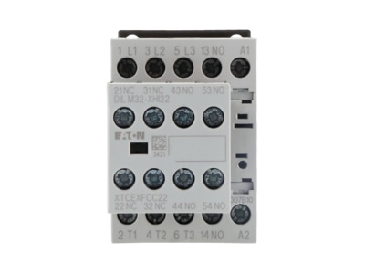 Front view 2 Eaton DILM7 32 24VDC  Magnet contactor 7A 0VAC 24VDC

