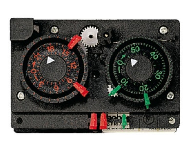 Product image Theben FRI 77g2 Analogue time switch 230VAC
