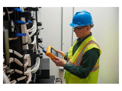 Produktbild 2 Fluke Networks DSX2 8000QOI G INT Cable Analyzer 2GHz Cat 8 