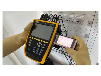 Angled view 2 Chauvin C A 8345 60657 Power quality analyser graphic C A 834560657
